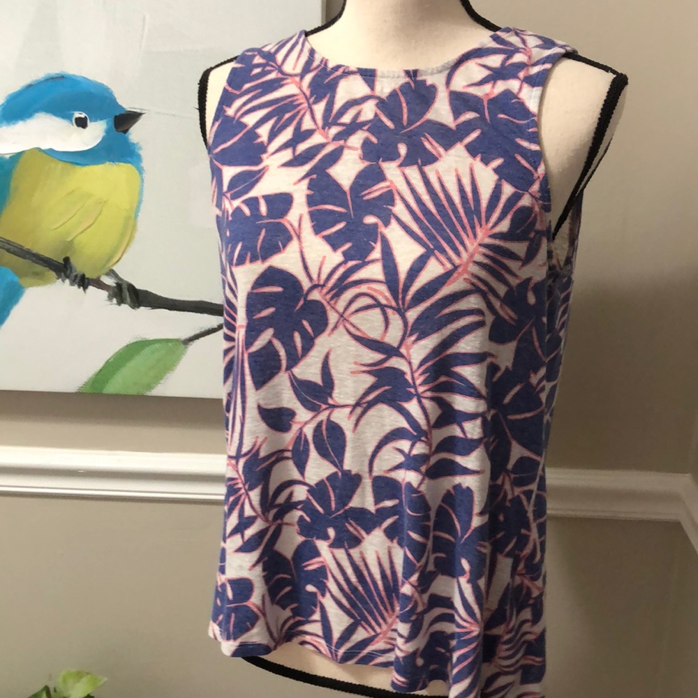 3/15 🎀 Blue flower summer tank